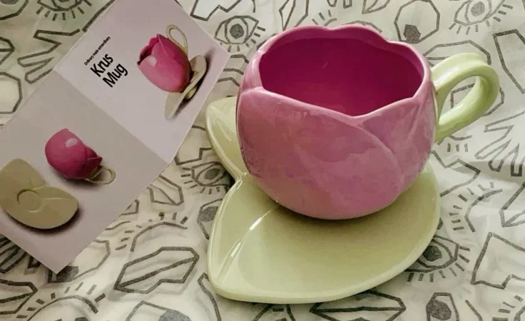 The Tulip Ceramic Coffee Mug